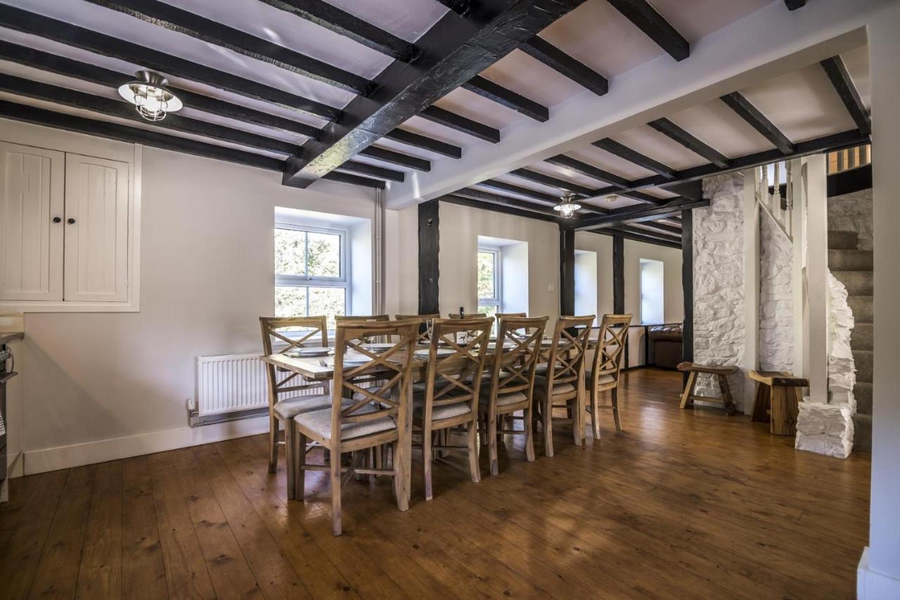 Barn Conversion - Hot Tub - Penally - Tenby Buitenkant foto