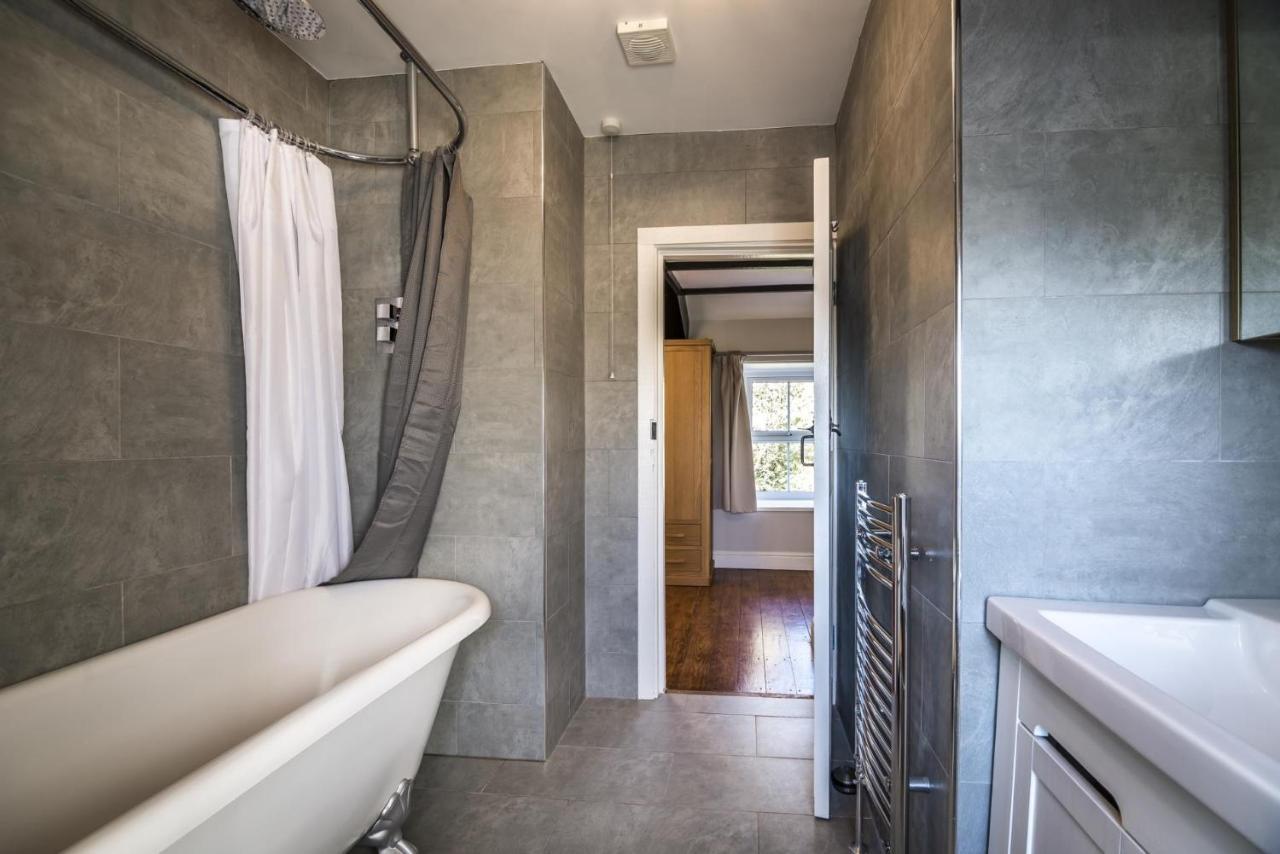 Barn Conversion - Hot Tub - Penally - Tenby Buitenkant foto