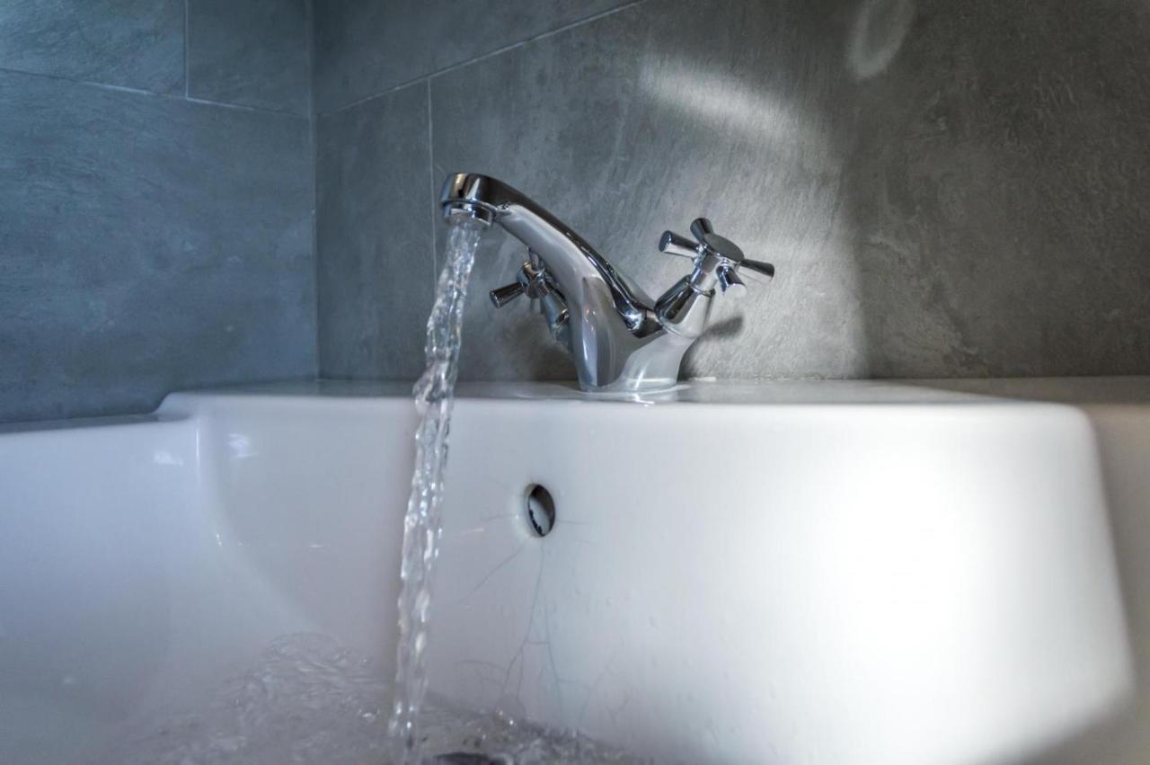 Barn Conversion - Hot Tub - Penally - Tenby Buitenkant foto