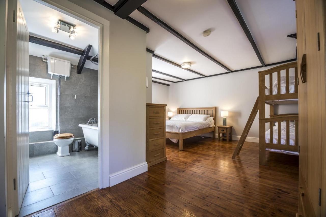 Barn Conversion - Hot Tub - Penally - Tenby Buitenkant foto